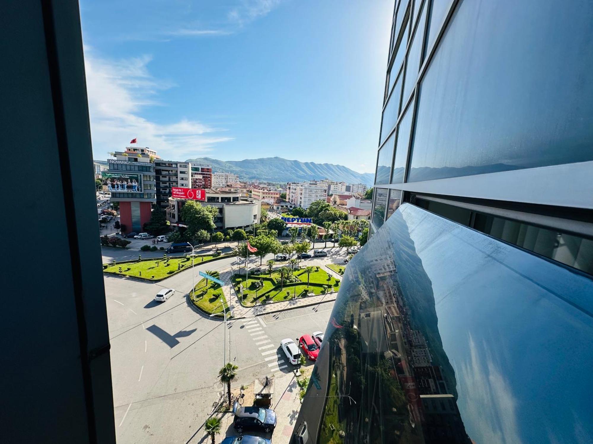 Stay-Five Rooms & Apartments Shkoder Exterior photo