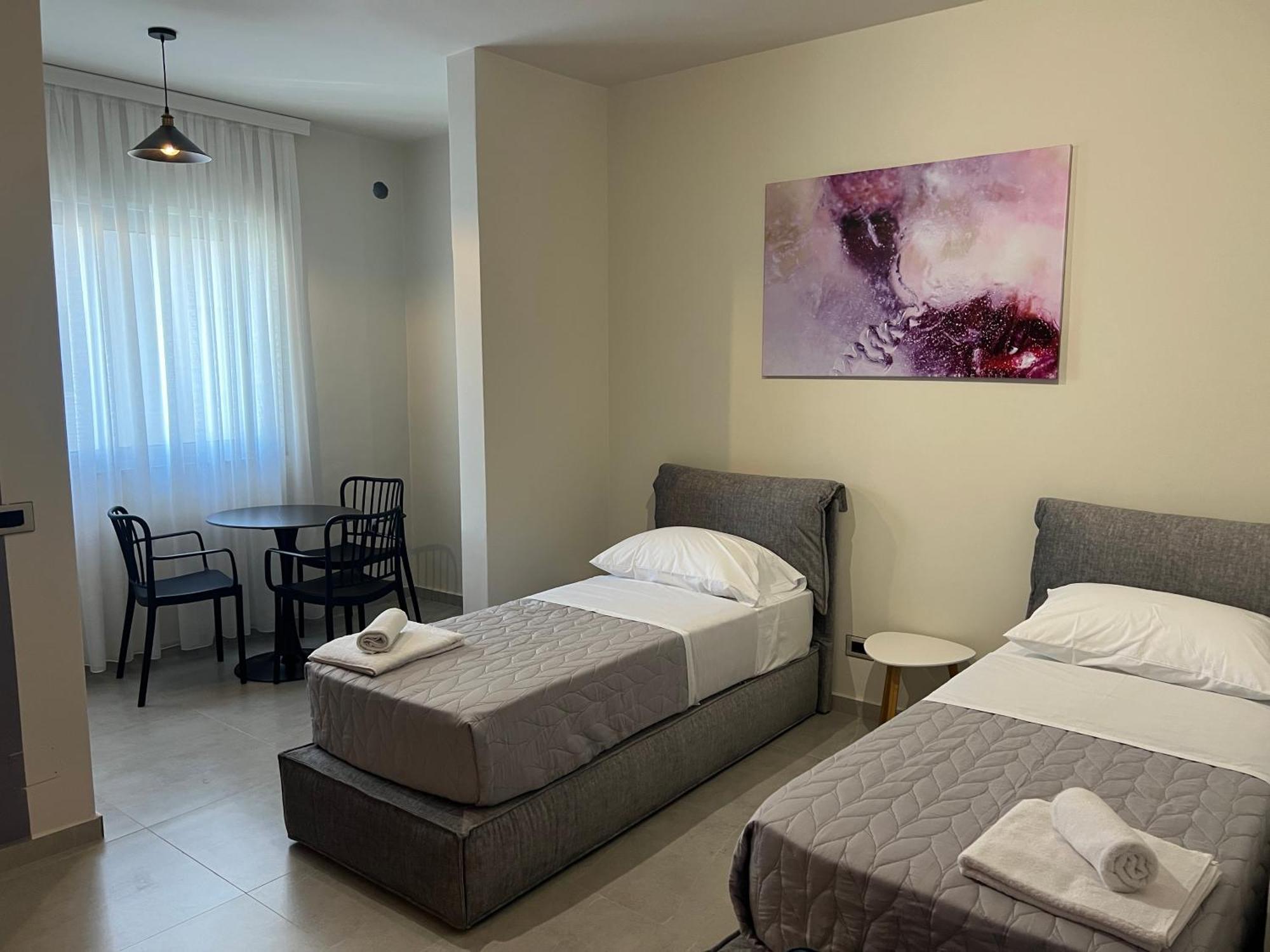 Stay-Five Rooms & Apartments Shkoder Exterior photo
